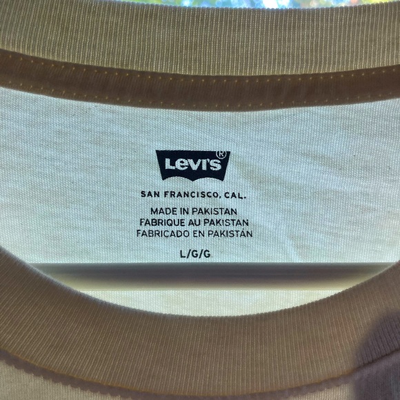 Two NWT Levi’s T-Shirts 🪴 - Picture 8 of 10